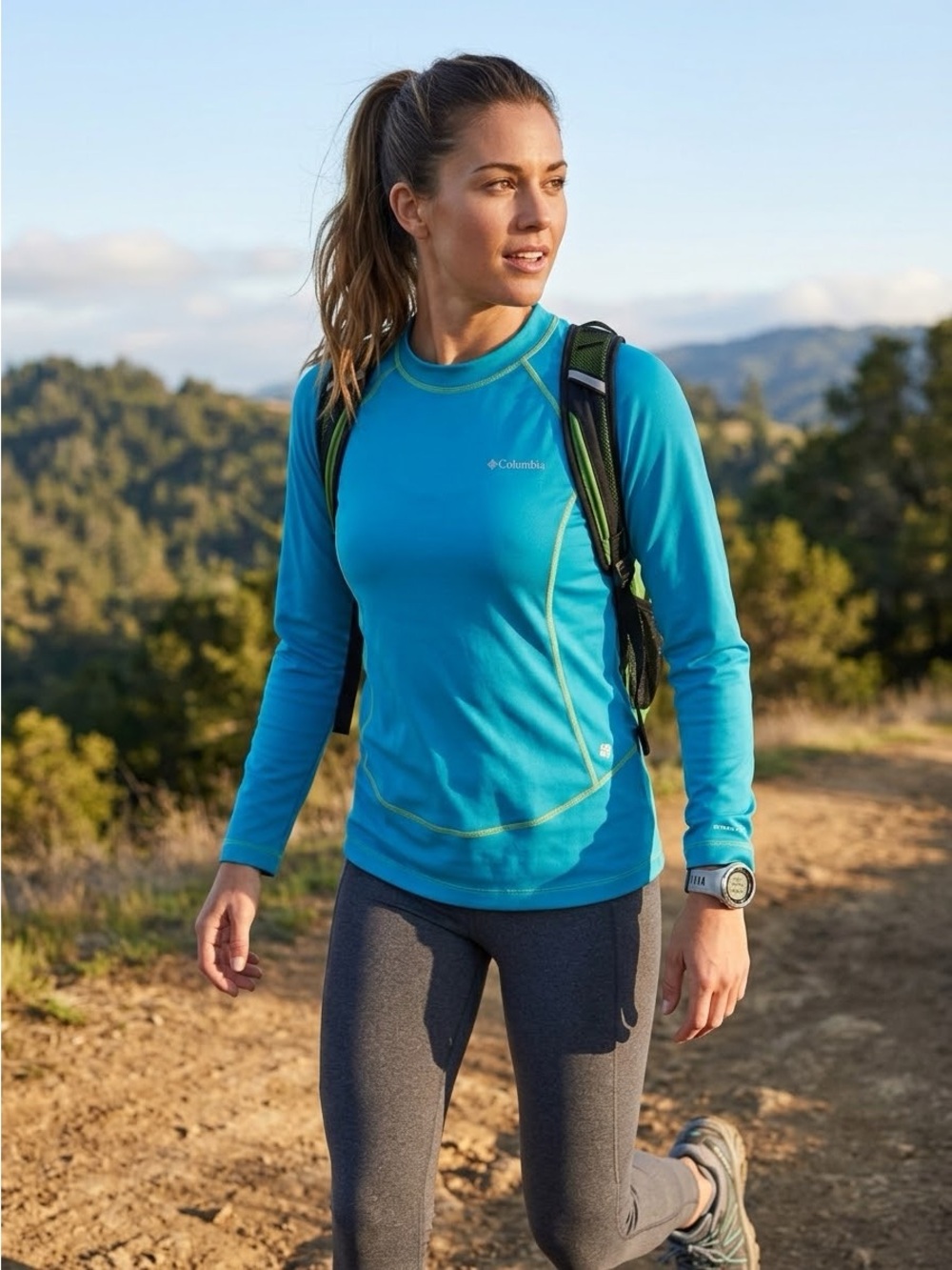 Columbia Women's Teal Long-Sleeve Performance Crew